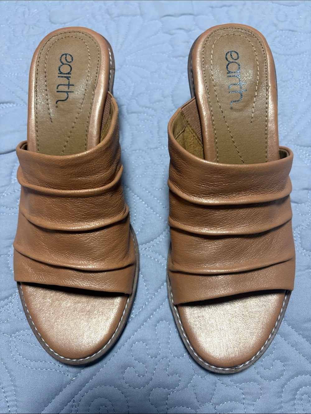 Earth Gathered Leather Slide Mules in Tan